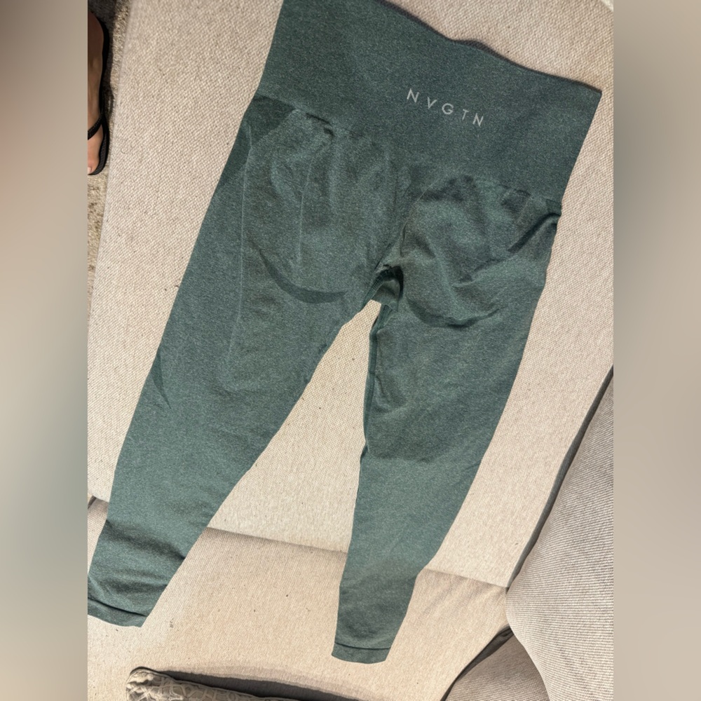 NVGTN LEGGINGS SEAMLESS GREEN